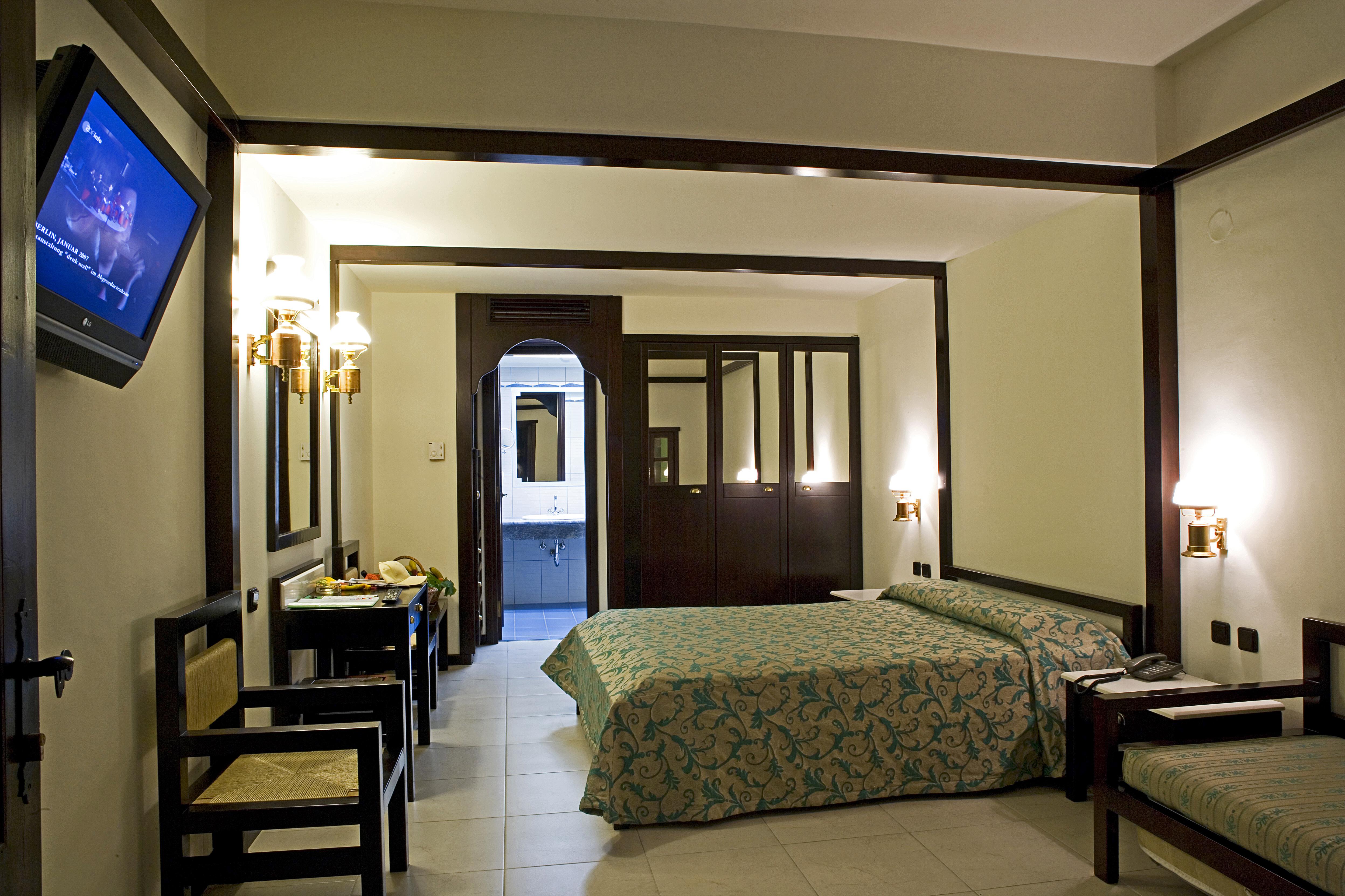 Simantro Resort Sani  ภายนอก รูปภาพ A room at the hotel