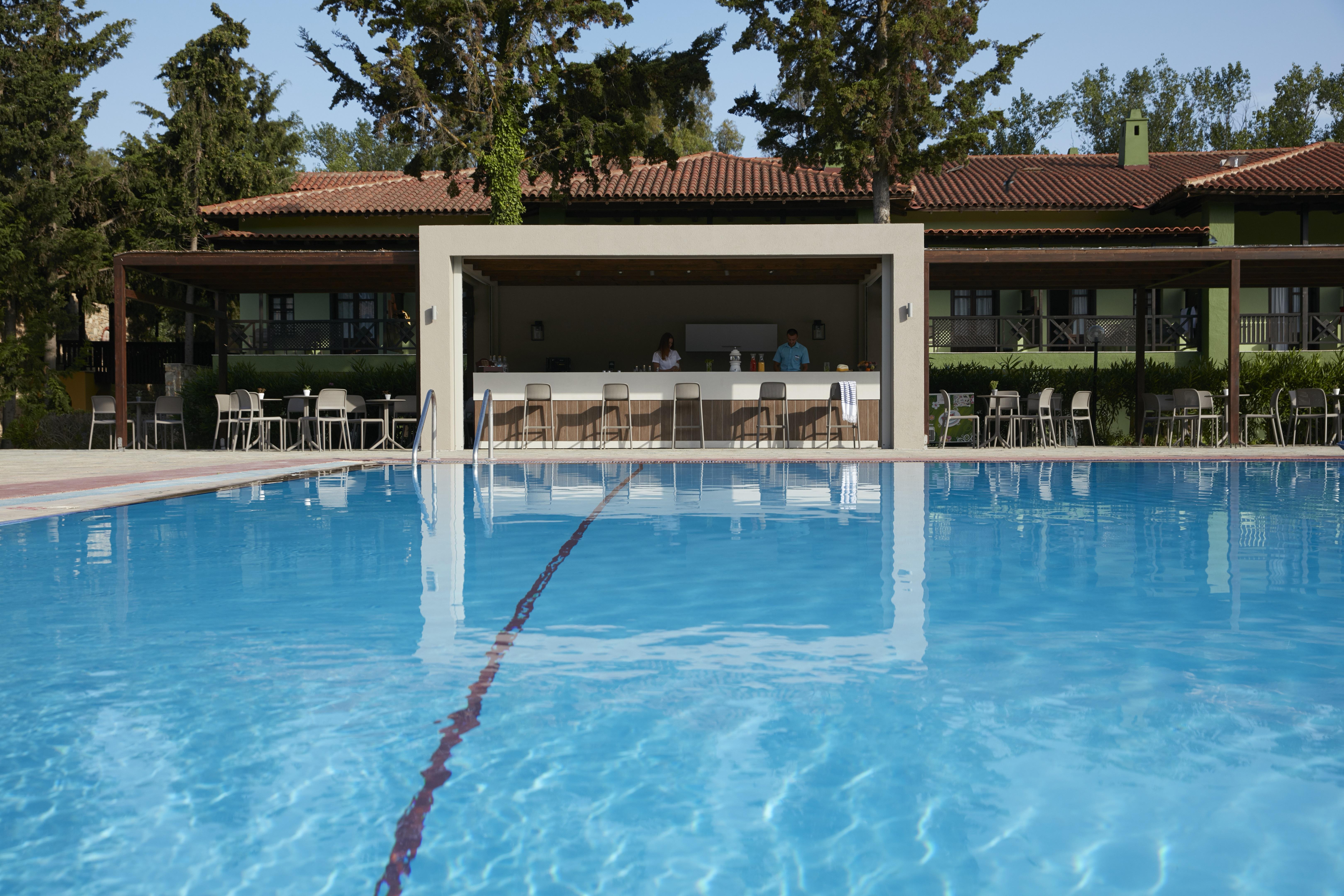 Simantro Resort Sani  ภายนอก รูปภาพ Swimming pool at the Athens Olympic Centre