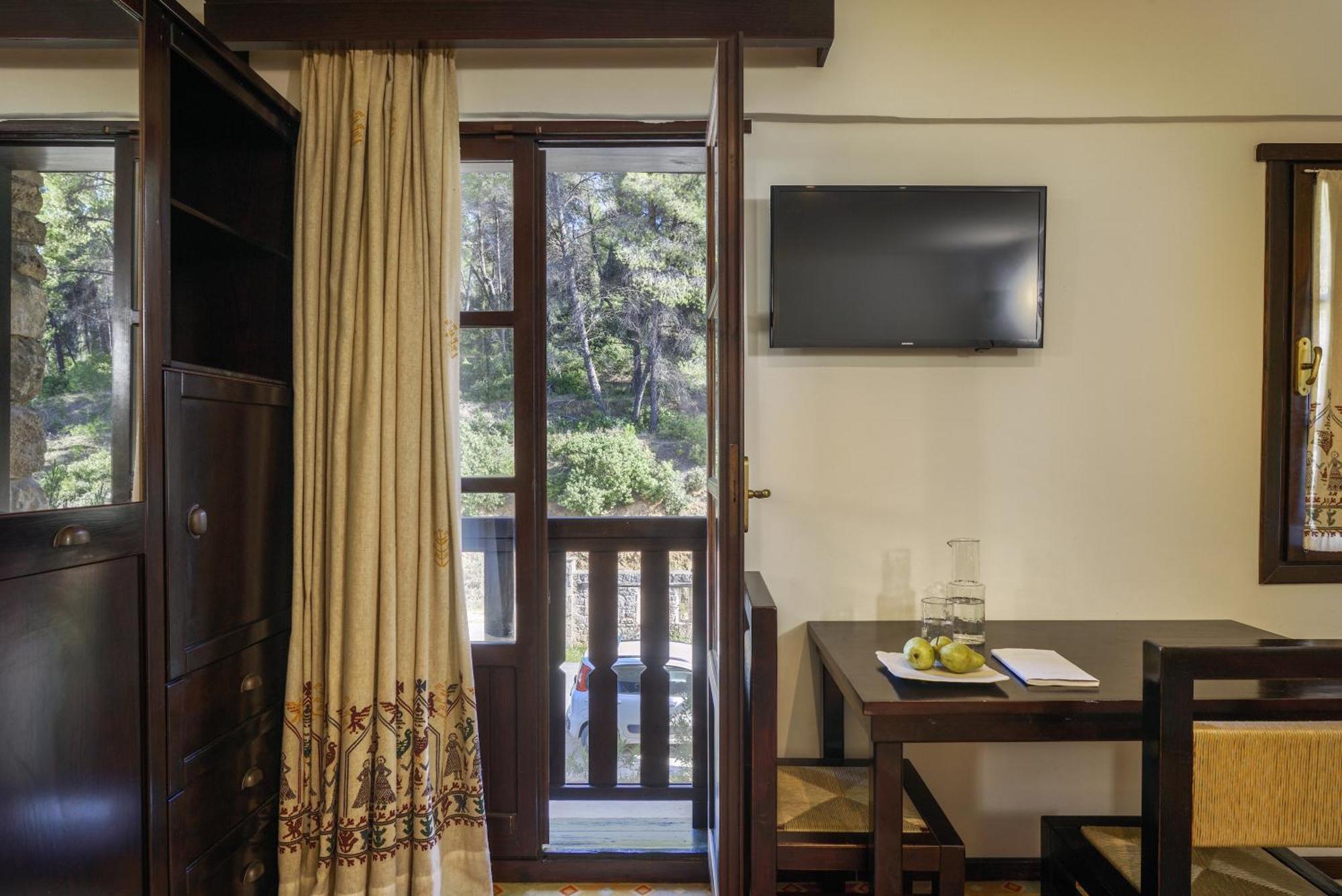 Simantro Resort Sani  ห้อง รูปภาพ A room at the hotel