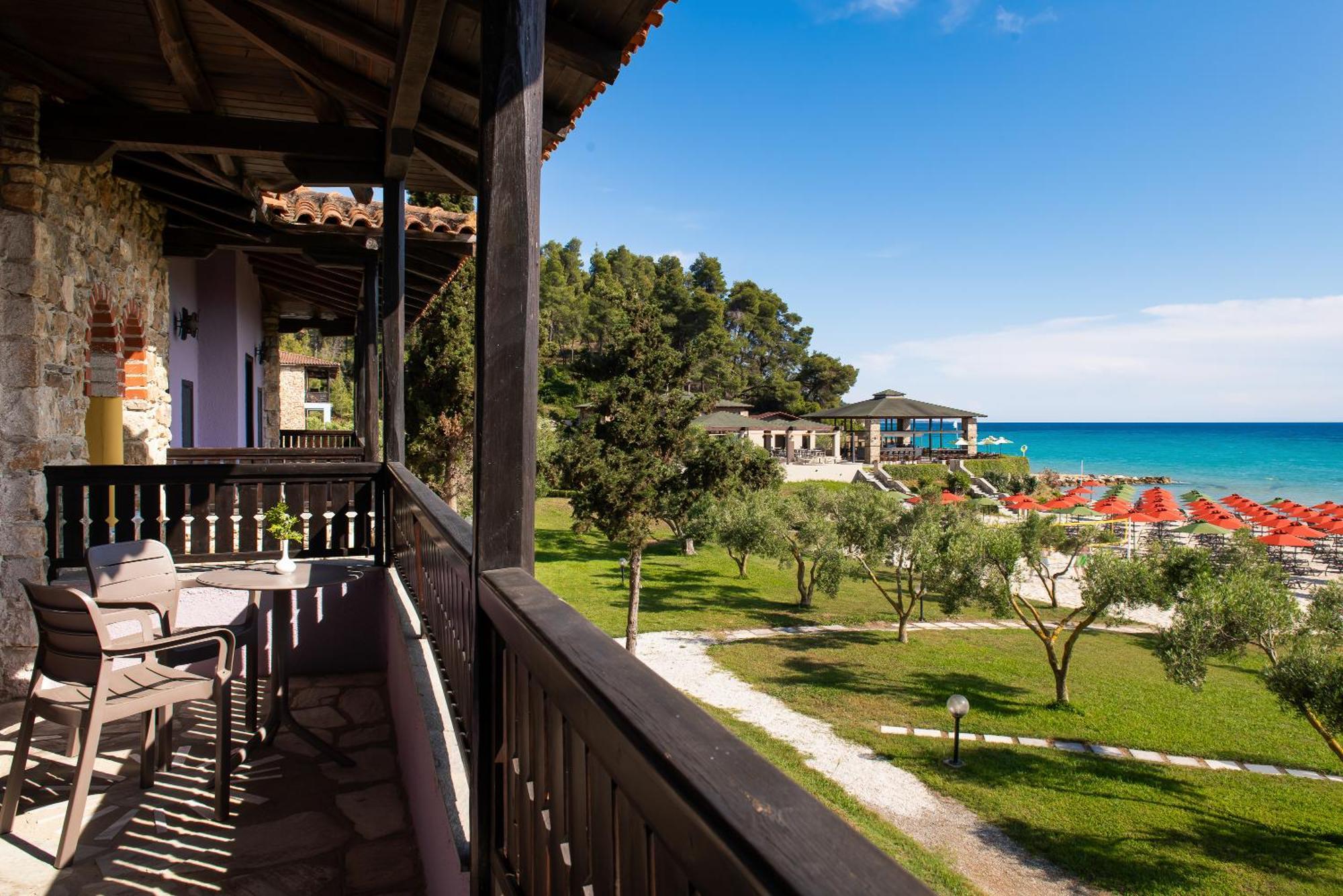 Simantro Resort Sani  ภายนอก รูปภาพ View from the hotel